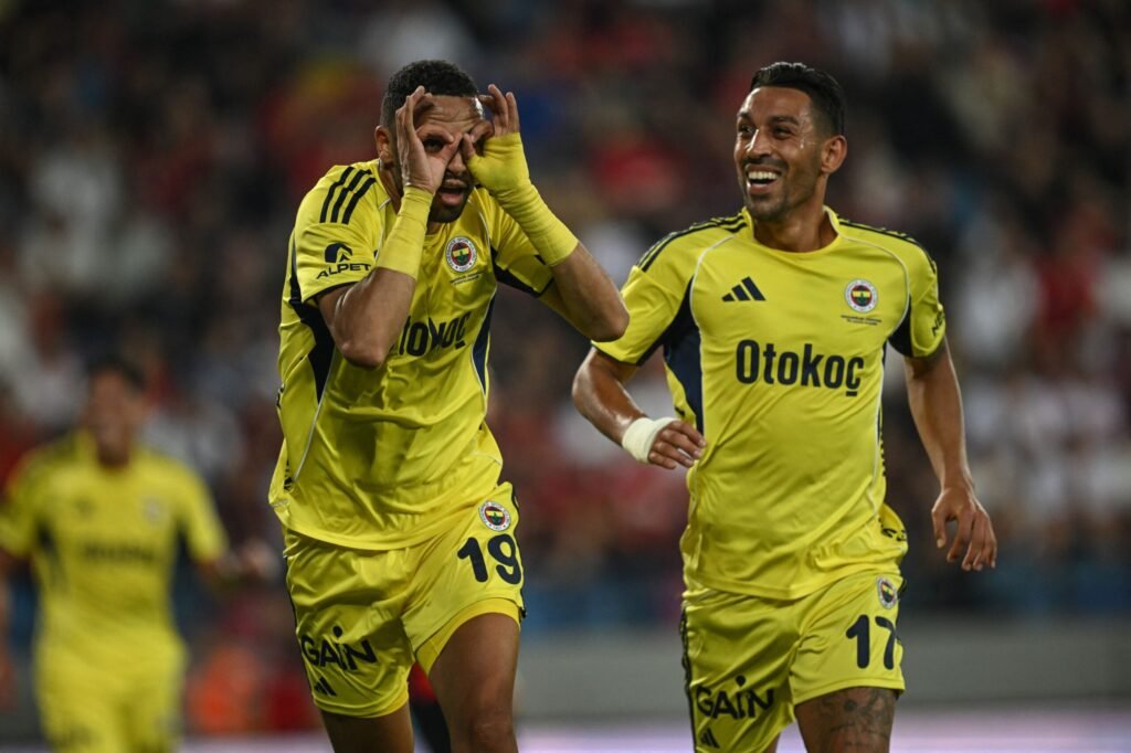 FCSB îl poate întâlni pe marele Zinedine Zidane în Europa League: „A dat undă verde!”