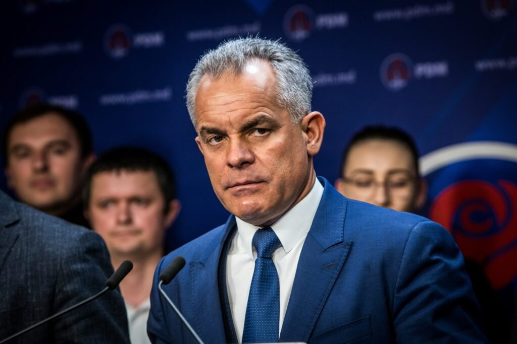 Grecia a revocat suspendarea procesului de extrădare a lui Vladimir Plahotniuc. Oligarhul va fi transferat la Chișinău pe 25 septembrie