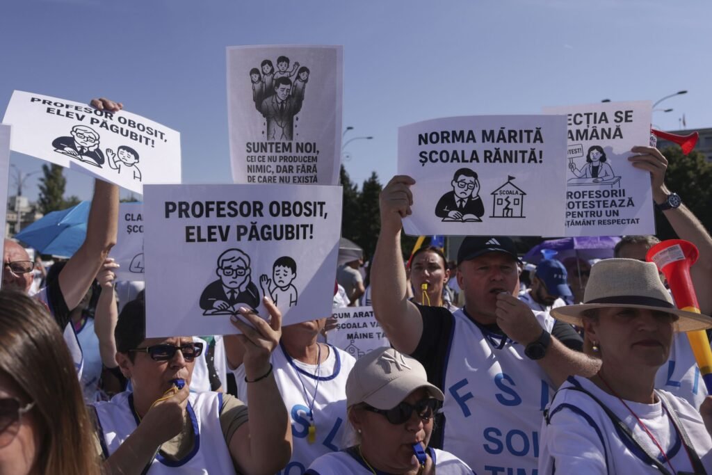 LIVE Marele miting al profesorilor a ajuns la ușa lui Nicușor Dan: "Jos, jos, jos, ministru mincinos!" (Foto&Video)