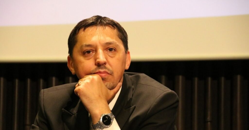 Mandatul ministrului Daniel David, legat de votul din Parlament: „Dacă moțiunea trece, plec”