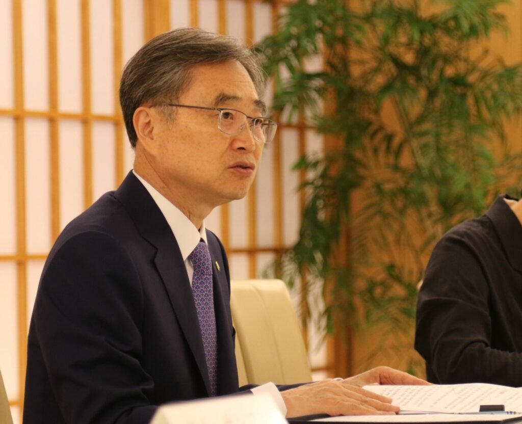 Ministrul de Externe al Coreei de Sud merge în SUA după reținerea a 300 de muncitori coreeni