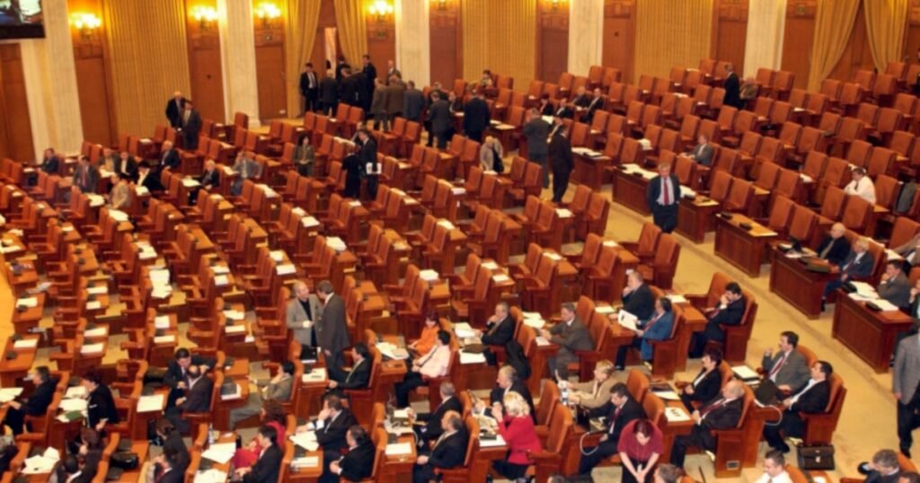 Moțiunea simplă împotriva ministrului Mediului, Diana Buzoianu, respinsă de Camera Deputaților Moțiunea simplă împotriva ministrului Mediului, Diana Buzoianu, respinsă de Camera Deputaților