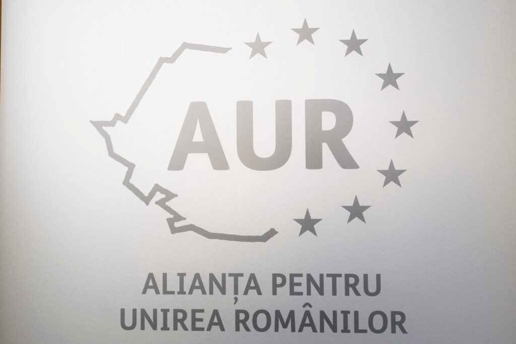 Partidul acuză utilizarea sistematică și abuzivă a procedurii angajării răspunderii Guvernului