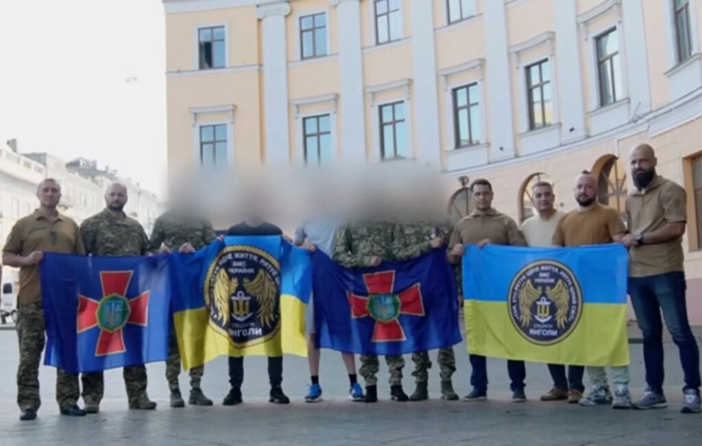 Patru soldați ucraineni, ascunși trei ani într-un spital ocupat de ruși, salvați de forțele speciale