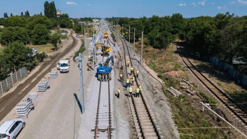 Proiect de zeci de milioane de euro pentru facilitarea transportului feroviar între Aeroportul „Traian Vuia” și Gara de Est