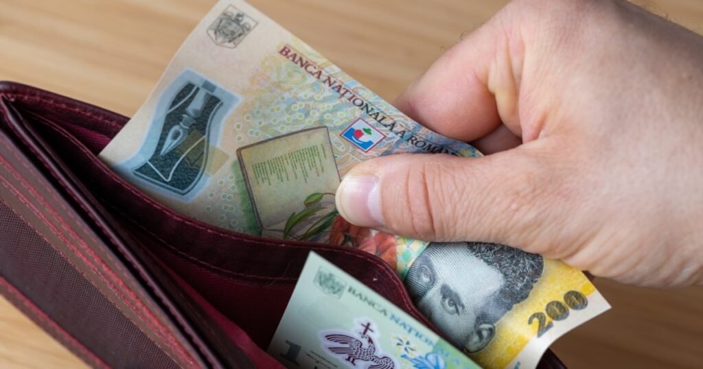 Gândiți-vă constant la diversificarea veniturilor Rata inflației anuale a ajuns la aproape 10% în august. Cele mai mari scumpiri anuale, la energie electrică, fructe și servicii de igienă