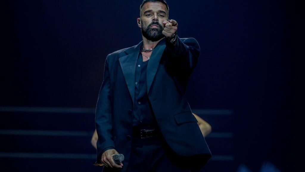 Ricky Martin concertează la Bucureşti pe 16 decembrie