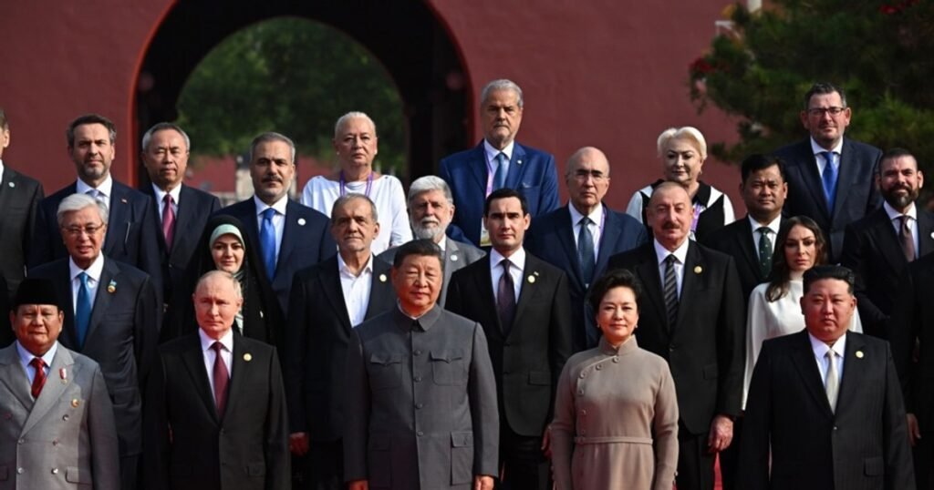 România, în spatele Chinei și Rusiei la o paradă militară care marchează „o amenințare pentru lumea occidentală”