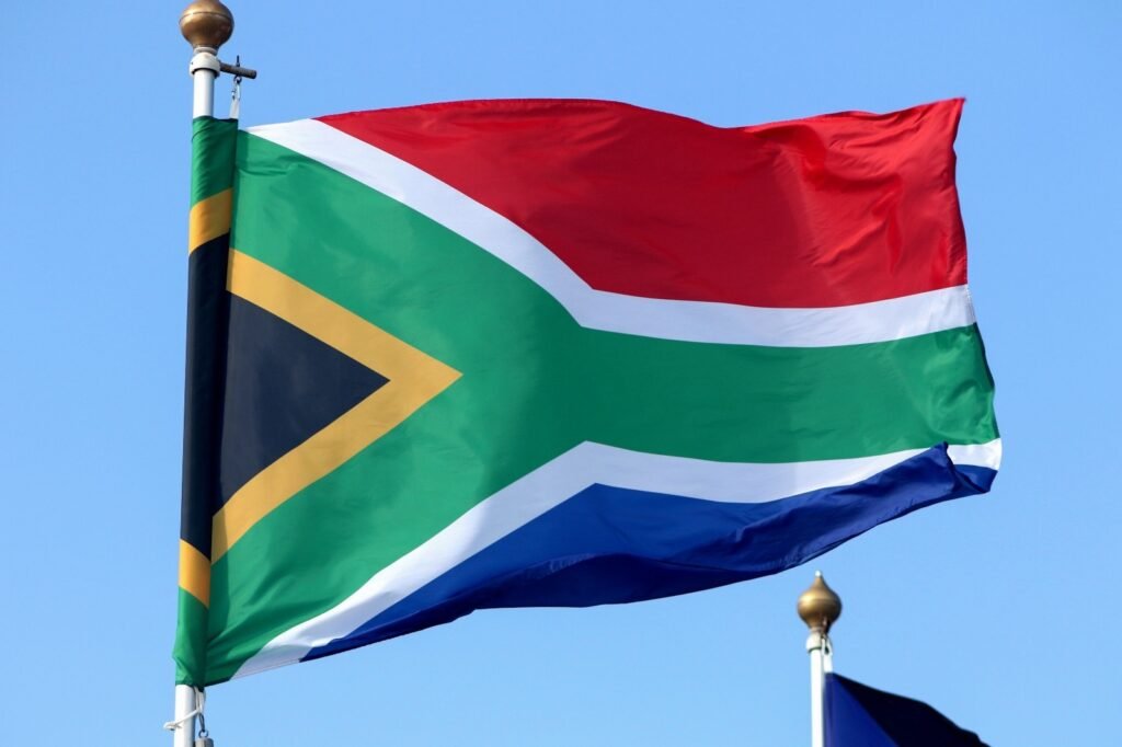 Românii nu mai au nevoie de viză ca să intre în Africa de Sud