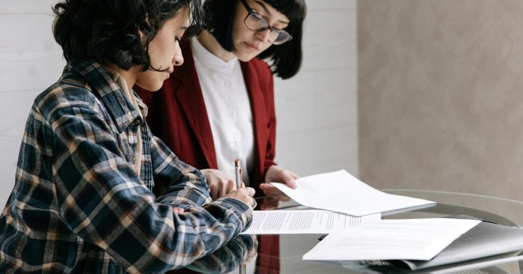 Specialist: Lipsa literației te face vulnerabil. Cine nu știe să citească cu înțelegere poate fi ușor păcălit în viața de zi cu zi