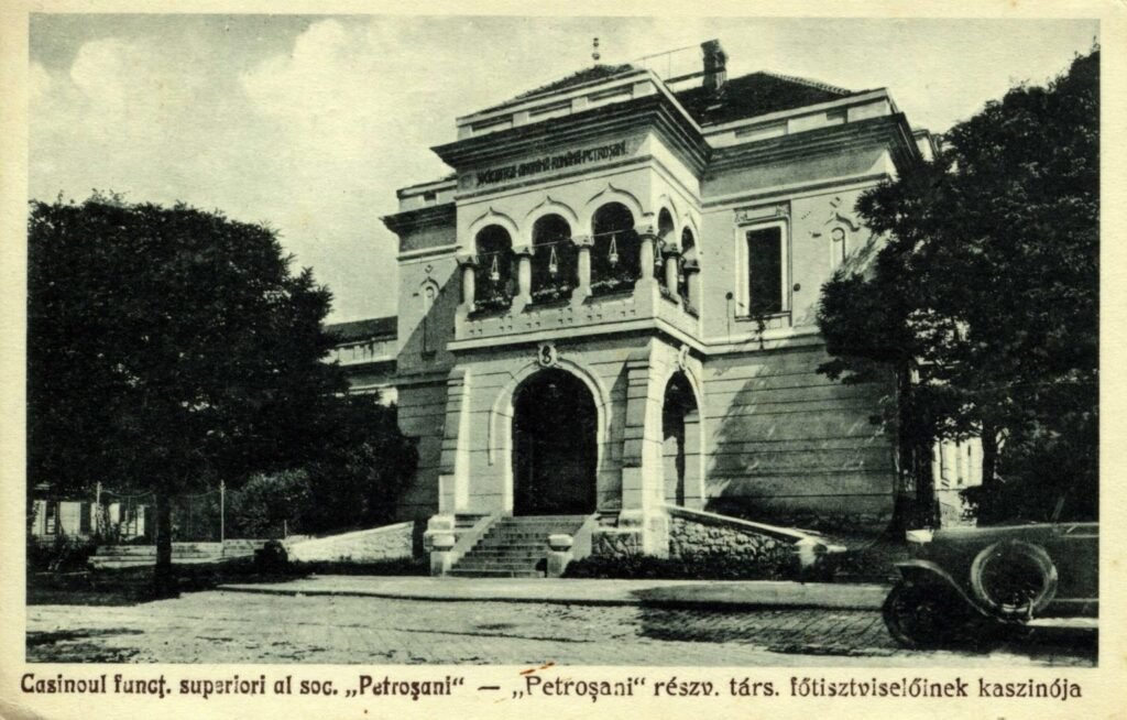 Stagiune nouă la Teatrul Dramatic din Petroșani Stagiune nouă la Teatrul Dramatic din Petroșani