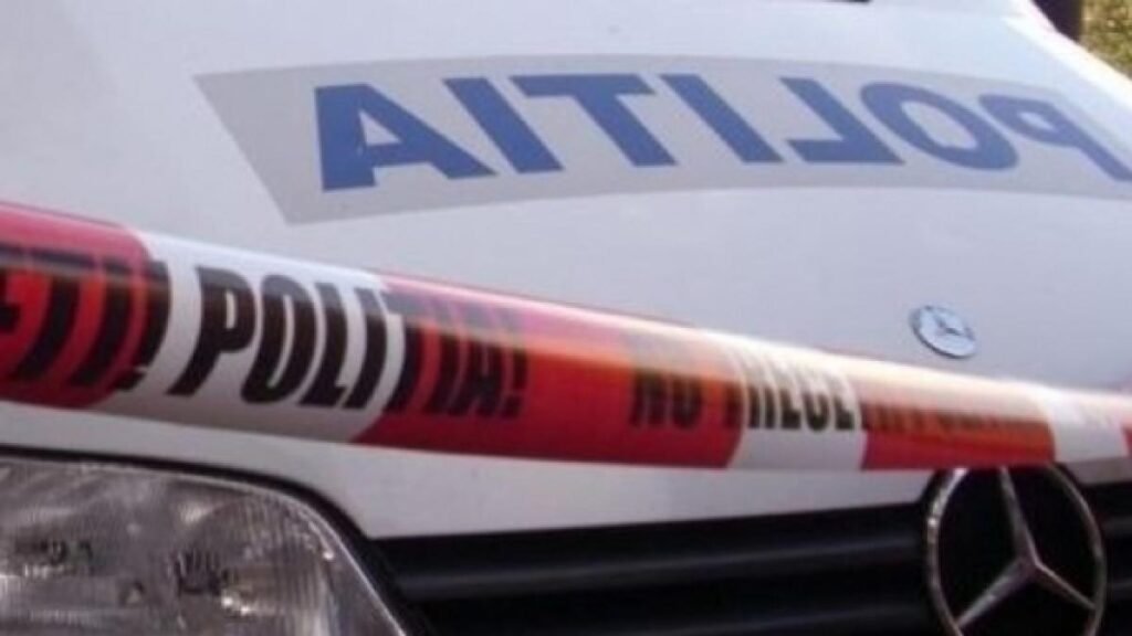 Tânăr de 18 ani din Olt a murit, după ce s-a izbit cu mașina de un copac