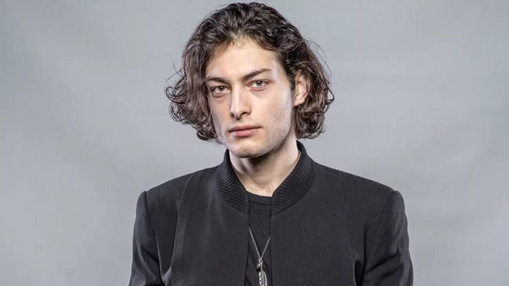 Toto Dumitrescu, fiul fostului fotbalist Ilie Dumitrescu, a fost reținut după accidentul din weekend