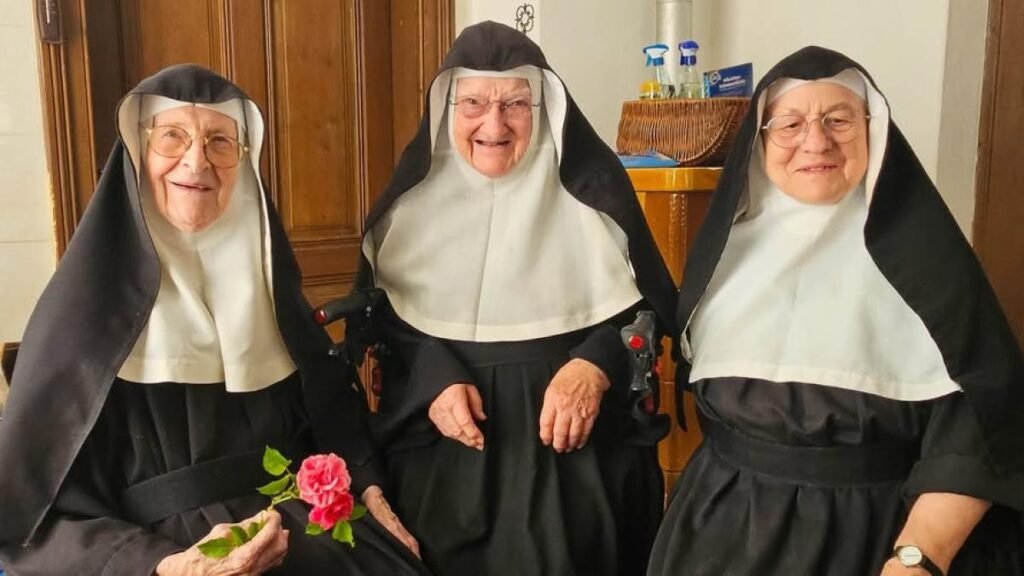Trei călugărițe octogenare au fugit din azilul unde fuseseră trimise cu forța înapoi la mănăstire