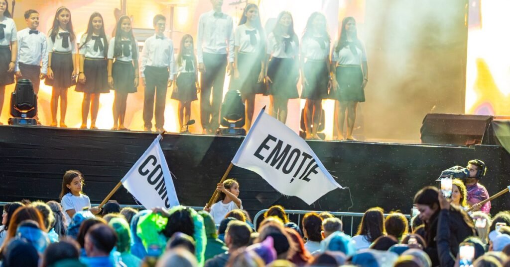 Unforgettable Festival 2025: trei zile de magie, peste 60.000 de spectatori și un succes fără precedent în Piața Constituției Unforgettable Festival 2025: trei zile de magie, peste 60.000 de spectatori și un succes fără precedent în Piața Constituției