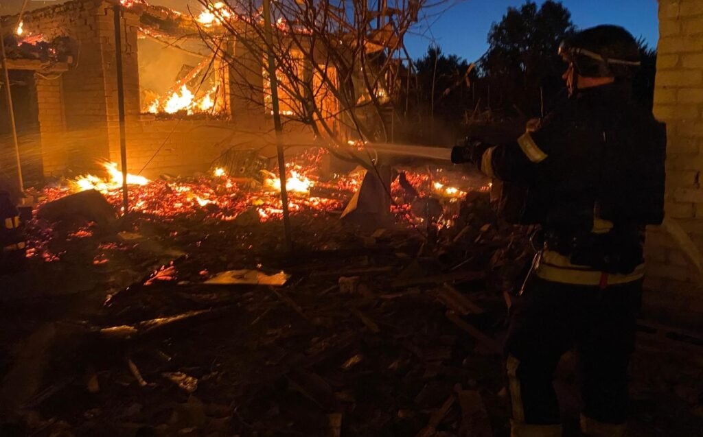 Ziua 1288 Atac masiv al Rusiei cu drone și rachete. Putin: Zelenski să vină la Moscova. Lavrov vrea recunoașterea anexărilor pentru „pace durabilă”