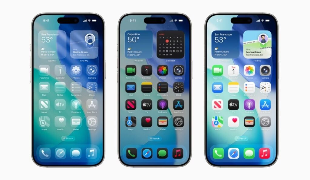 Imagine de prezentare cu iOS 26 pe trei iPhone-uri dispuse unul lângă celălalt, cu ecranul de pornire afișat pe display-uri.