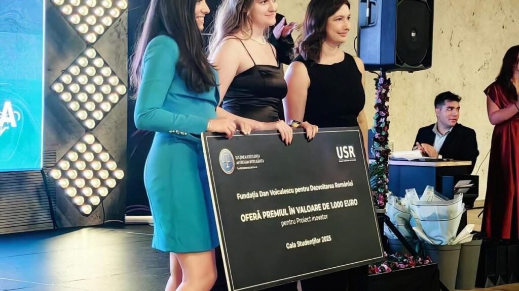 tinerii care scriu viitorul României, premiați de Fundația Dan Voiculescu pentru Dezvoltarea României la Oradea