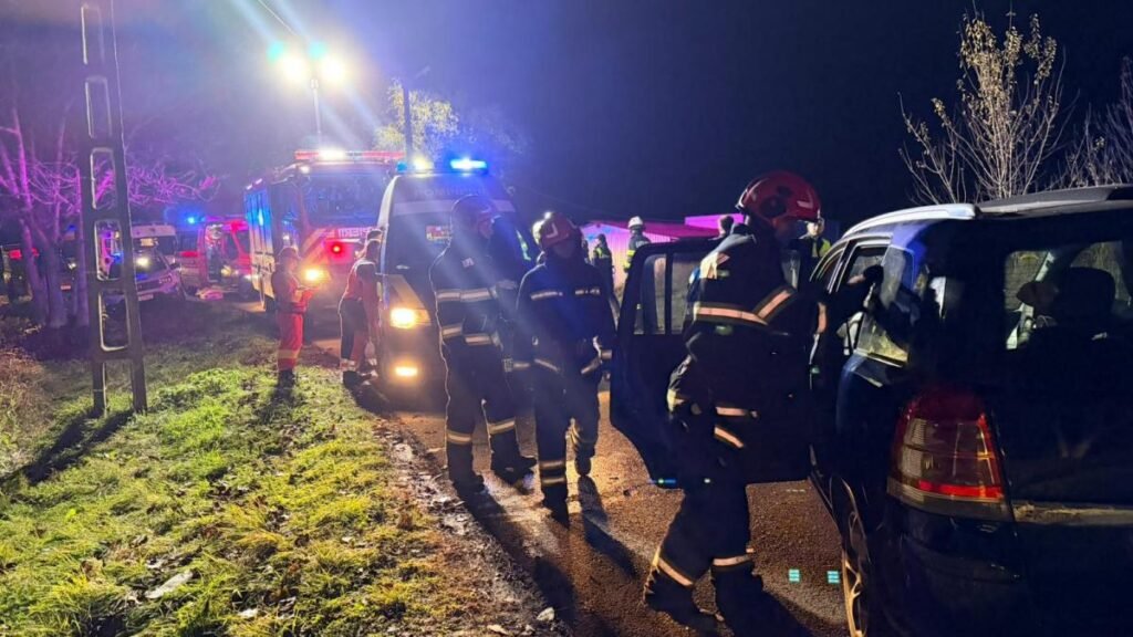 Accident grav, cu 12 victime, în Mureș