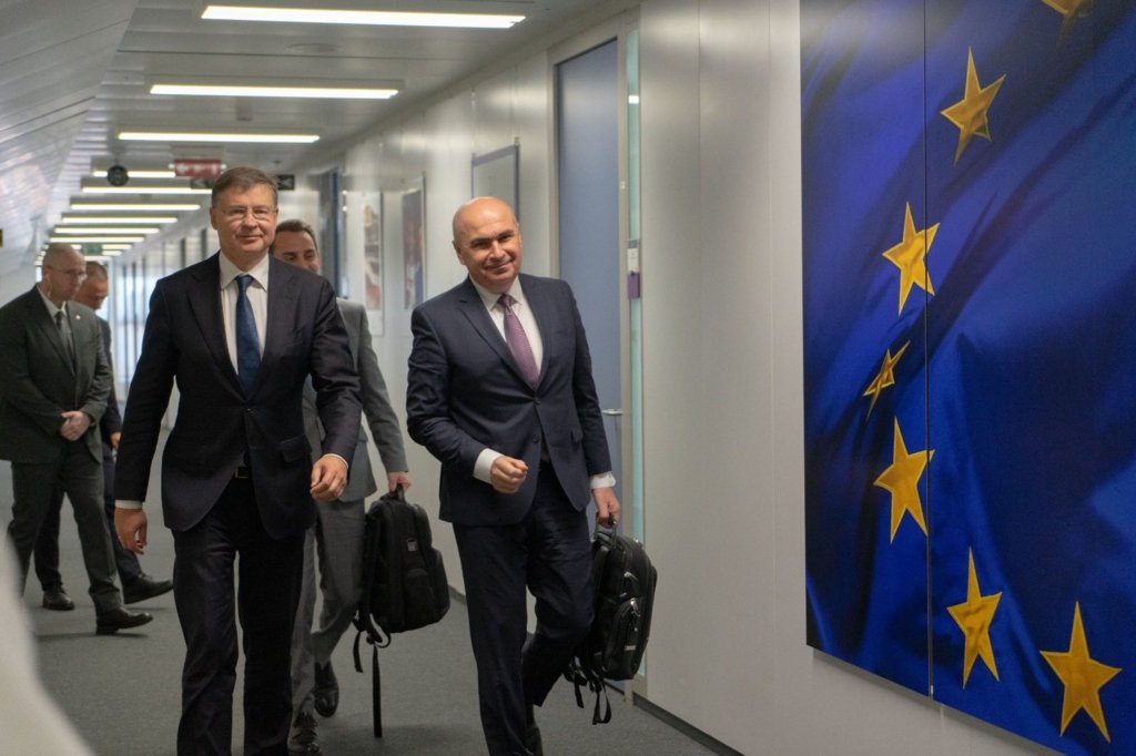 Bolojan merge în Austria. Cine va decide viitorul energetic al României Bolojan merge în Austria. Cine va decide viitorul energetic al României