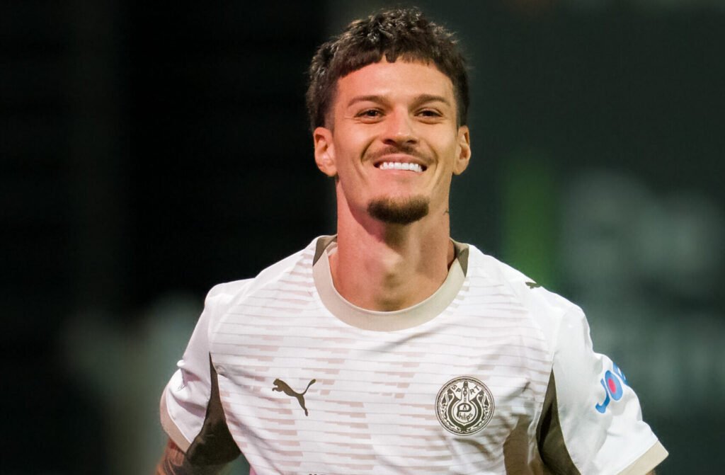 Dennis Man, gol și assist pentru PSV Eindhoven: Cum a marcat în meciul cu Zwolle (Video)