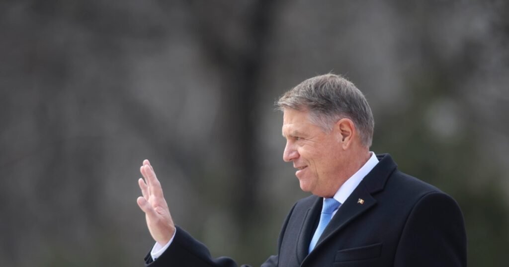 Fostul președinte al Românei, Klaus Iohannis, executat silit. ANAF a preluat jumătate dintr-o proprietate din Sibiu
