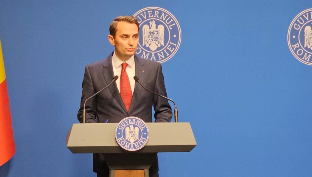 Guvernul a închiriat 17 Dacia Duster Pick up prin firma de leasing administrată de Jose Aguirre, cunoscut de Mihai Jurca Guvernul a închiriat 17 mașini Dacia Duster Pick-up prin firma de leasing administrată de Jose Aguirre, un cunoscut al lui Mihai Jurca. Reacția șefului Cancelariei