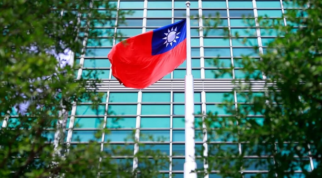 Ministrul chinez al apărării solicită SUA precauție în problema Taiwanului Ministrul chinez al apărării solicită SUA precauție în problema Taiwanului