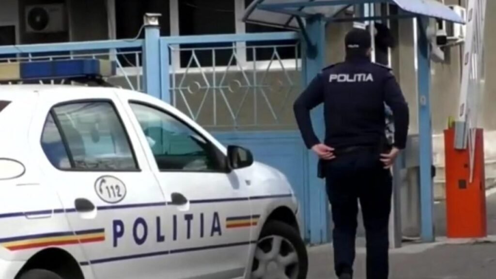 Polițiștii din Neamț, așteptați cu toporul la ușă de petrecăreți. S-a făcut uz de armă!