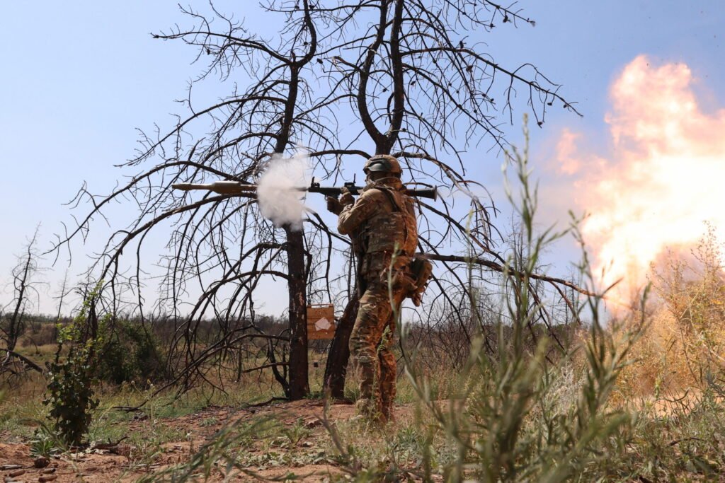 Războiul din Ucraina, ziua 1317. Livrările de rachete americane Tomahawk către Kiev sunt puțin probabile / Armata rusă a lansat aproape 6.900 de drone asupra Ucrainei în septembrie