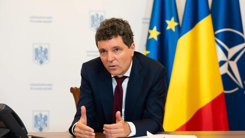 Reduceri de posturi și de salarii  pentru ”bugetarii de lux” de la ANRE, ASF și ANCOM. Nicușor Dan a promulgat una dintre legile din Pachetul 2