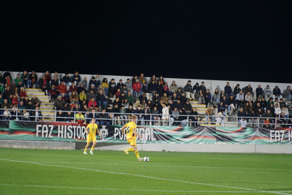 Echipa națională de fotbal U20 a României remizează pe terenul liderului din Elite League, Portugalia Echipa națională de fotbal U20 a României remizează pe terenul liderului din Elite League, Portugalia