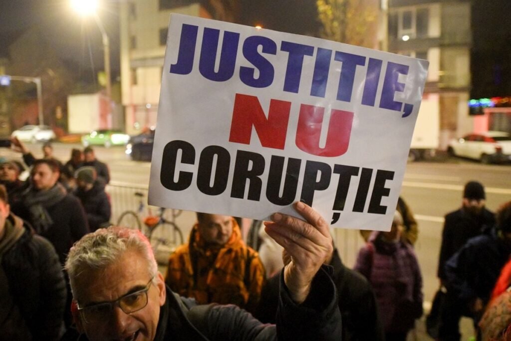 Sute de persoane protesteaza impotriva abuzurilor din justitie, 10 decembrie 2025