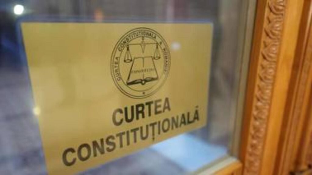 Pauză tensionată la CCR: reforma pensiilor speciale făcută de Bolojan ar putea să fie respinsă - SURSE