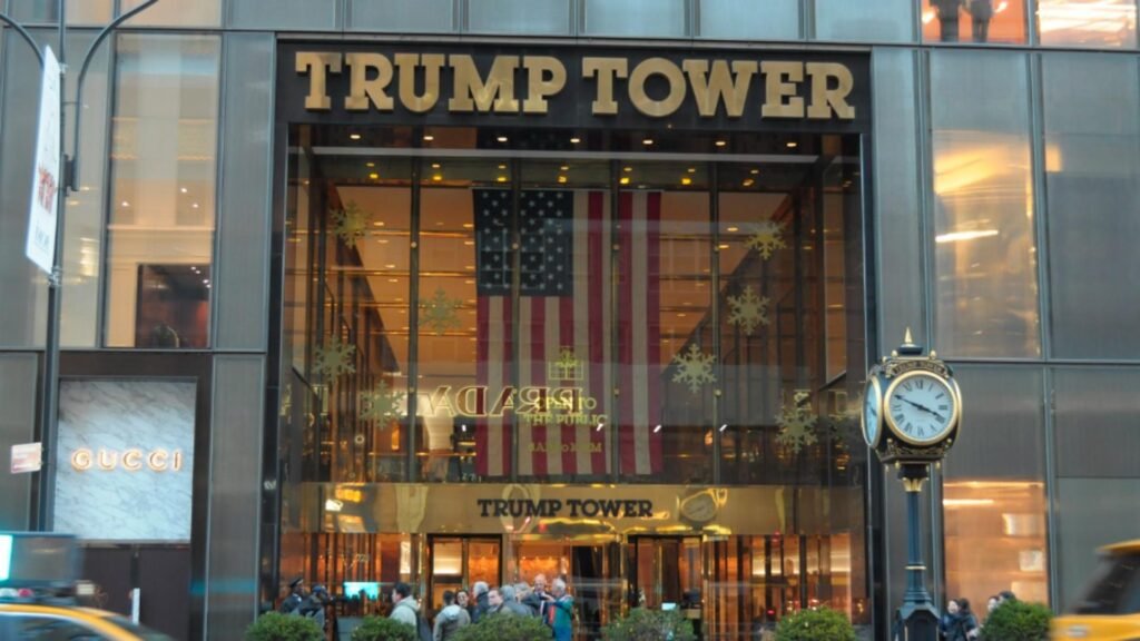 hotel de lux cu 30 de etaje și complex rezidențial în Cluj-Napoca Familia Trump vrea să construiască un hotel de lux cu 30 de etaje și complex rezidențial în Cluj-Napoca (foto: profimedia)