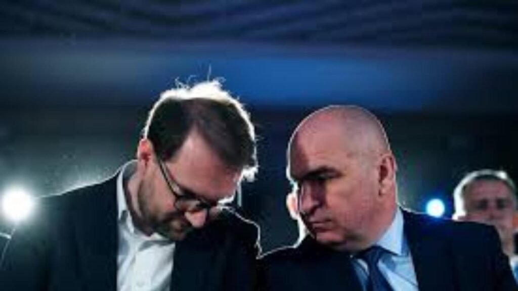 „Binomul Bolojan-Fritz și „Echipa Globalistă” conduc România spre eșec” Dominic Fritz și Ilie Bolojan, „echipa de șoc” ce duce țara în jos, consideră Mitrea (foto: Agerpres)