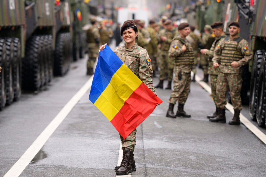 A intrat în vigoare serviciul militar voluntar / Câți bani primește un voluntar care vrea să se ducă în Armată