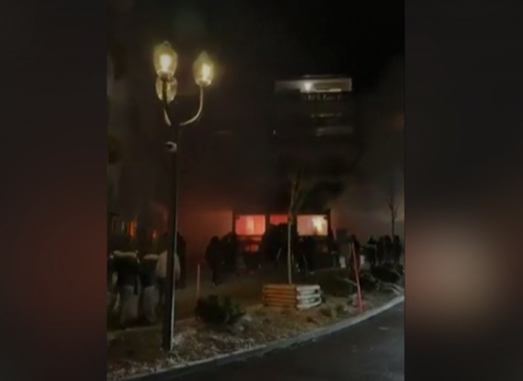 Autoritățile elvețiene evită să comunice bilanțul morților / VIDEO