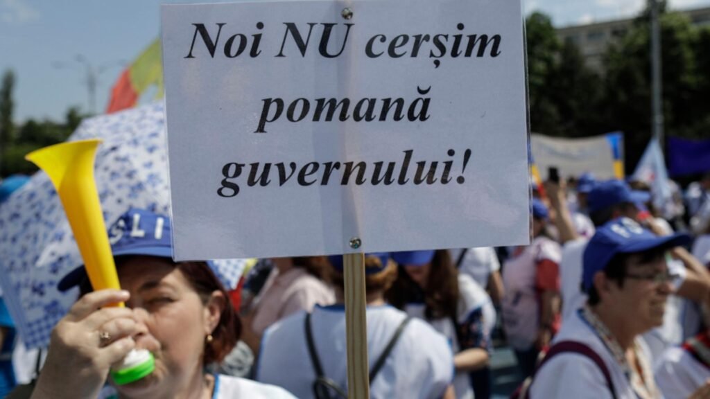 Revoltă totală față de austeritatea lui Bolojan. Sindicatele din trei ramuri vitale pregătesc proteste uriașe Sindicatele îl acuză pe Bolojan că nu ține cont de opiniile parților / Foto: Inquam Photos