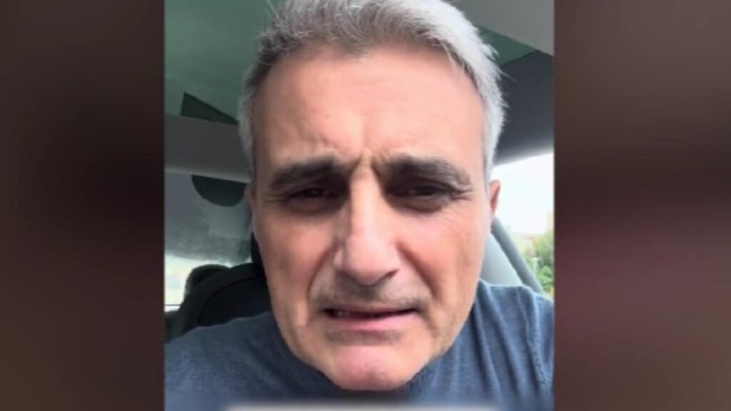 Robert Turcescu: „Nicușor, harpaletele de la Cotroceni”
