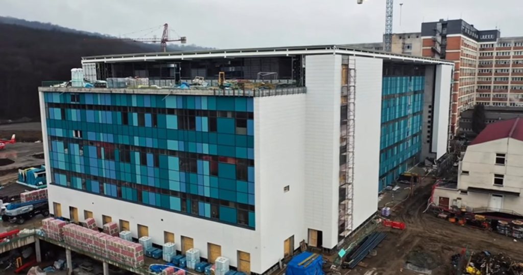 Centrul de mari arși de la Târgu Mureș ar putea fi deschis în toamna acestui an. Anunțul ministrului Sănătății