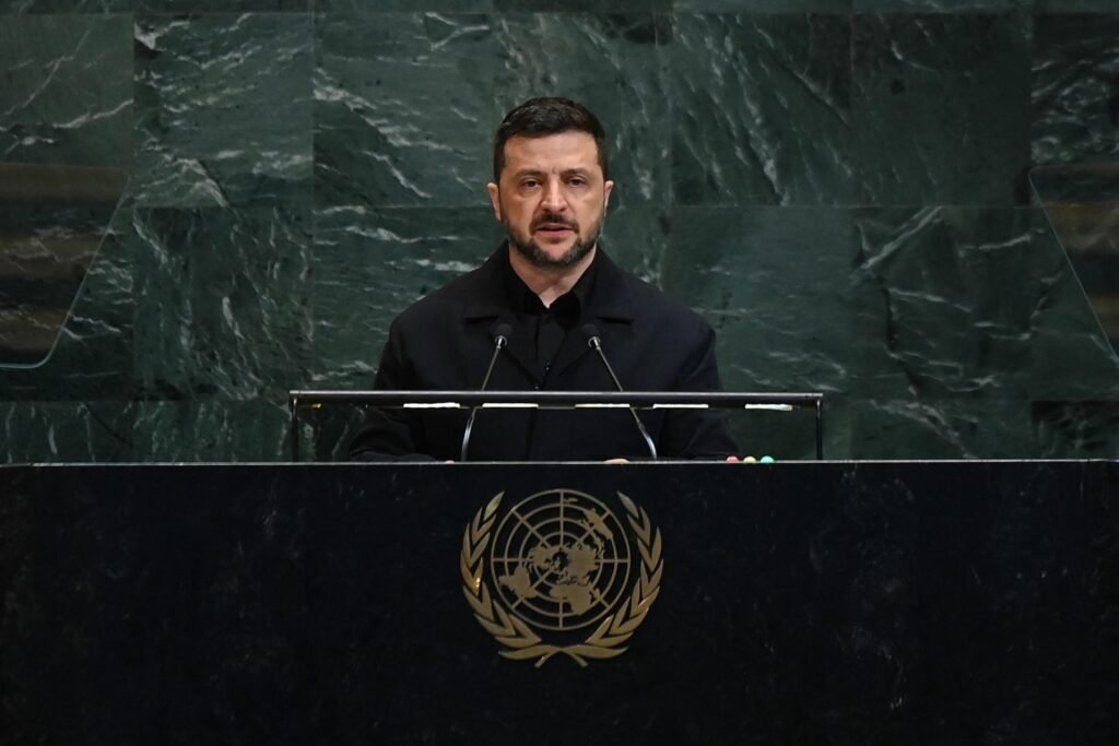 ONU reafirmă sprijinul pentru Ucraina la patru ani de război, în timp ce abținerea SUA provoacă controverse la Washington