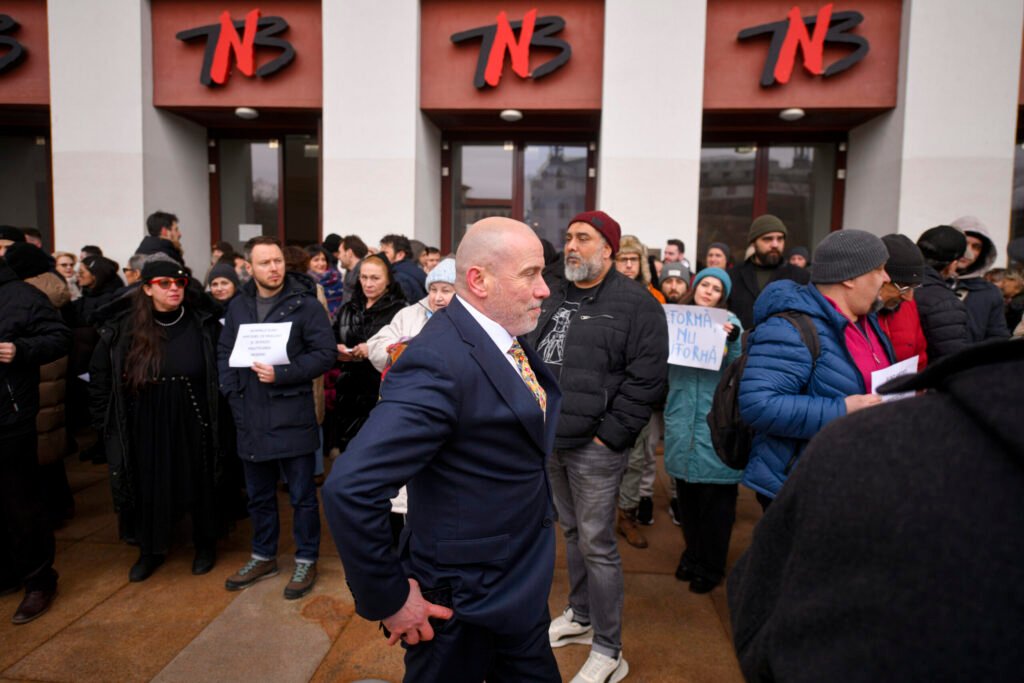 Să știți că prostia omenească, în general, ne caracterizează pe noi toți