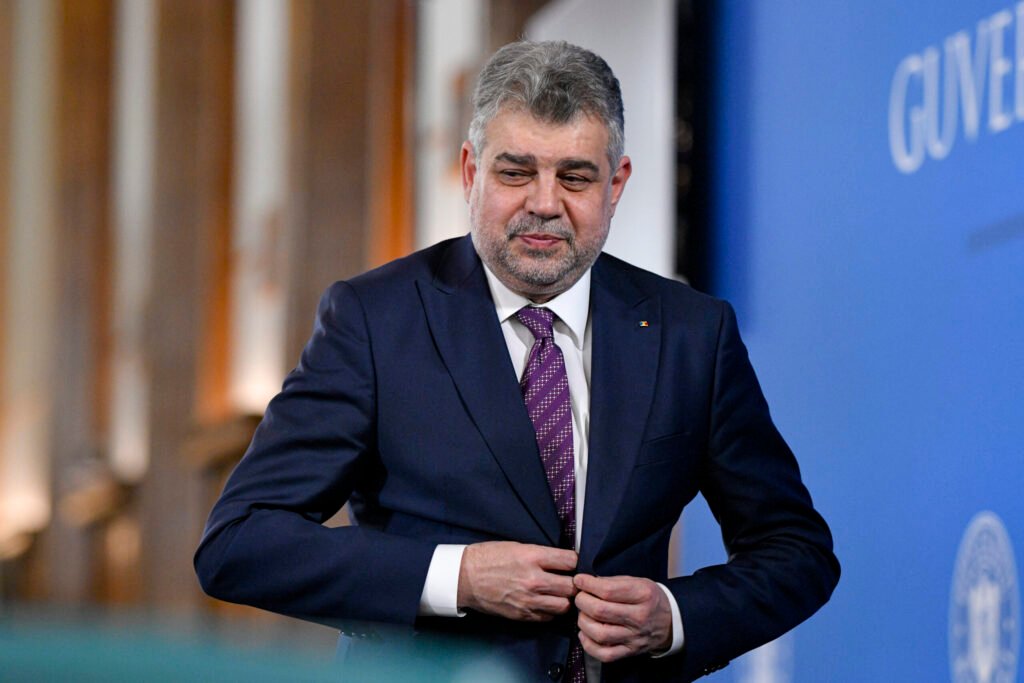 „De prea mult timp, actualul prim-ministru face acest joc de imagine” / Mesajul fostului premier despre recesiune și reforma administrației