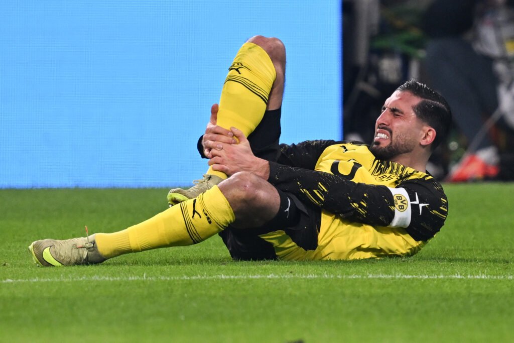 Căpitanul Borussiei Dortmund, Emre Can, va rata restul sezonului după o ruptură de ligamente Căpitanul Borussiei Dortmund, Emre Can, va rata restul sezonului după o ruptură de ligamente