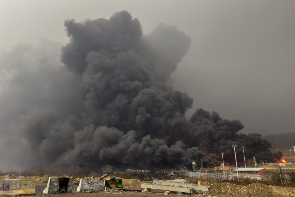 Război în Orientul Mijlociu, ziua 23. Trump, ultimatum pentru Iran: 48 de ore pentru redeschiderea Strâmtorii Ormuz | Explozii în centrul Israelului Război în Orientul Mijlociu, ziua 23. Trump, ultimatum pentru Iran: 48 de ore pentru redeschiderea Strâmtorii Ormuz