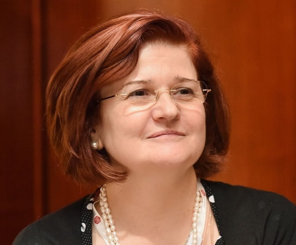 Colegiul Medicilor se distanțează de afirmațiile unui ginecolog despre sarcina concepută în post / „Libertatea de exprimare nu poate fi disociată de responsabilitatea profesională”