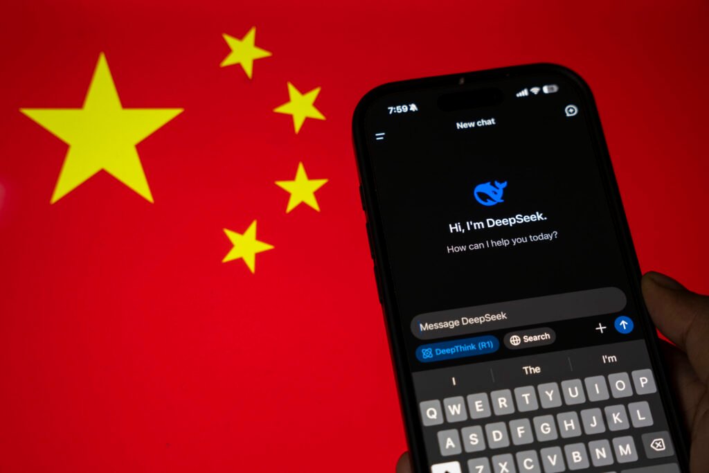 DeepSeek lansează noul model V4, mizând pe eficiență în competiția globală din domeniul inteligenței artificiale