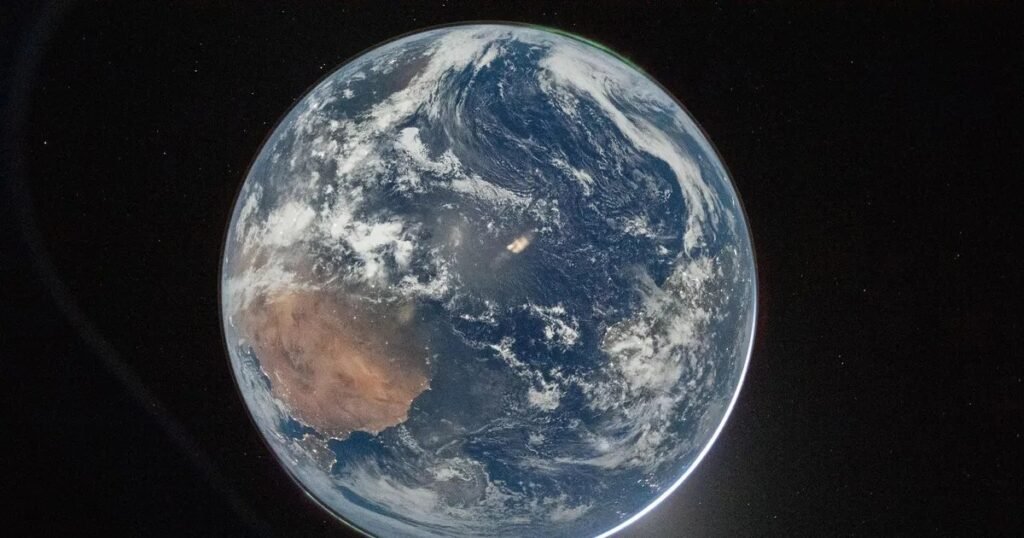 Primele fotografii cu Pământul văzut de astronauții din misiunea Artemis II. Detaliul pe care îl ratează toată lumea