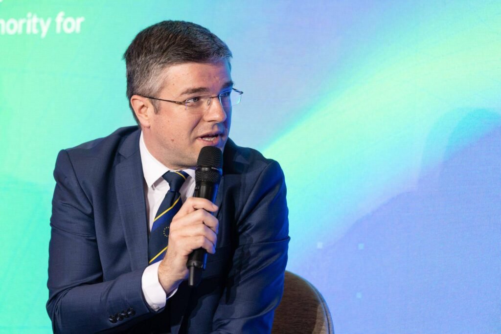 Digitalizarea este în urmă pentru că unii și-au făcut mendrele